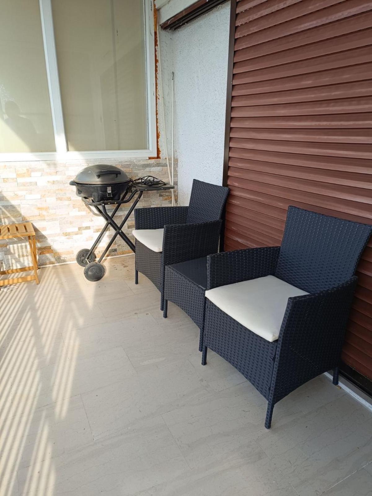 Apartman Perea Περαία Εξωτερικό φωτογραφία
